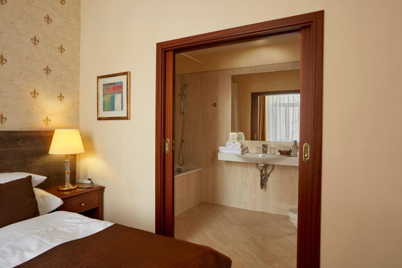 Fleur De Lis 4* Praga
